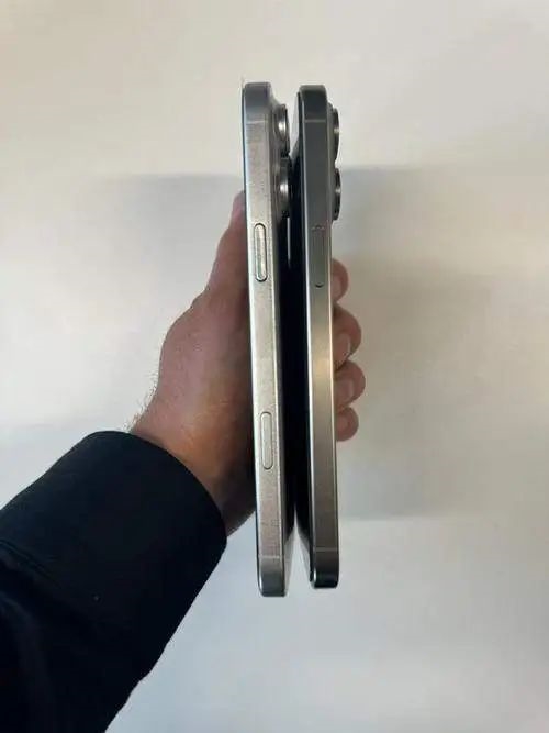 不怕华为吗iPhone16ProMax居然还用这么小尺寸的传感器(图6)