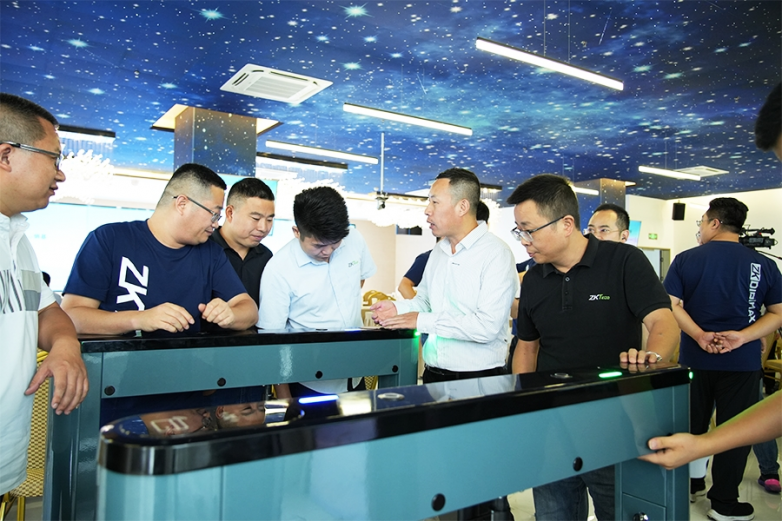 6大系列新品惊艳亮相熵基科技2024夏季新品发布会亮点汇总(图10)