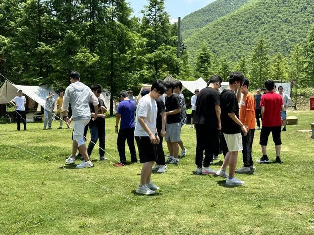 教“机器人”的复旦教授为何坚持板书？(图12)