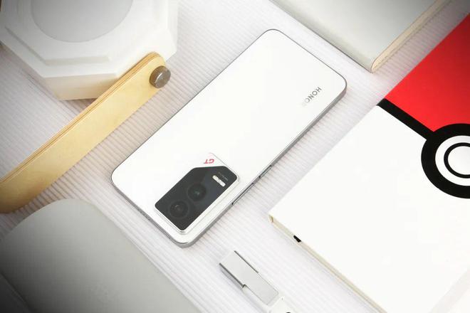 活力与火力全开｜最新与最强全来荣耀GT跃升极限性能美学(图10)
