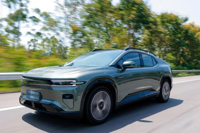 比亚迪“全民智驾”狂欢的背后行业变革即将加速(图10)