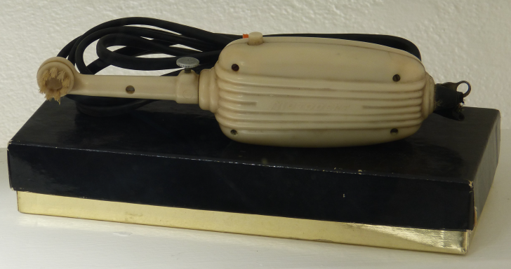 价格相差100倍的电动牙刷到底有啥区别？关键看这个参数(图2)