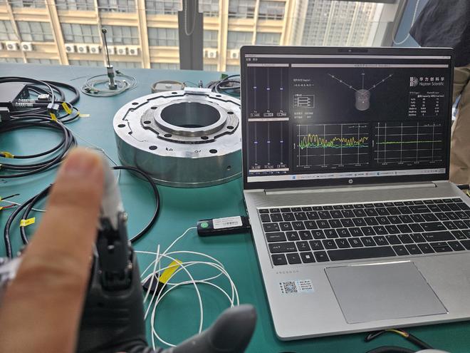 小小传感器让机器人拥有人的力觉感受(图3)