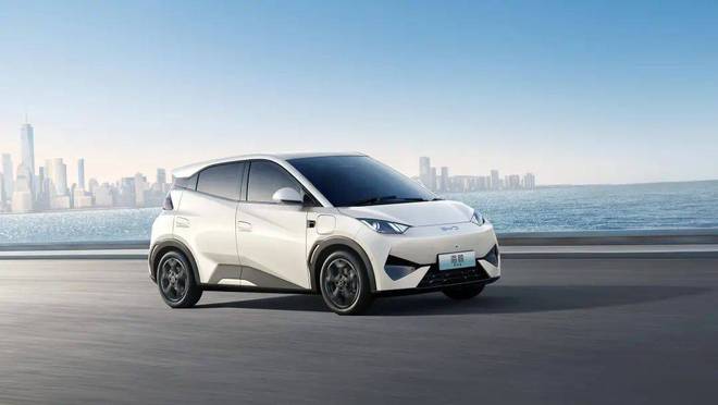 缺芯潮又至今年汽车最缺的零部件是它(图2)