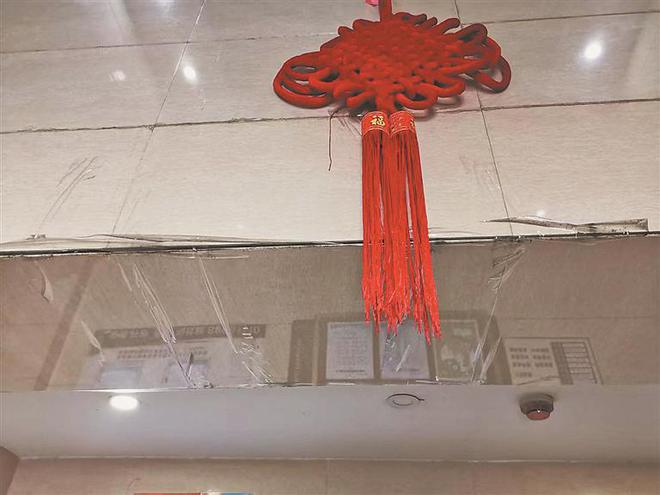 哈尔滨市香坊区永泰城小区业主：“单元门大敞四开车辆随意出入地库”(图3)