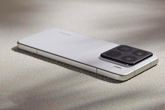 小米16ProMax再次被确认：原生三摄+传感器外置并且是大直屏(图6)