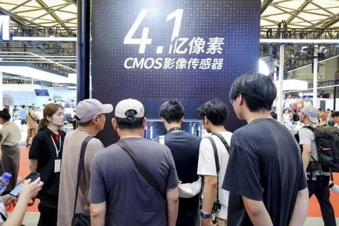 41亿像素图像传感器首次展示(图1)