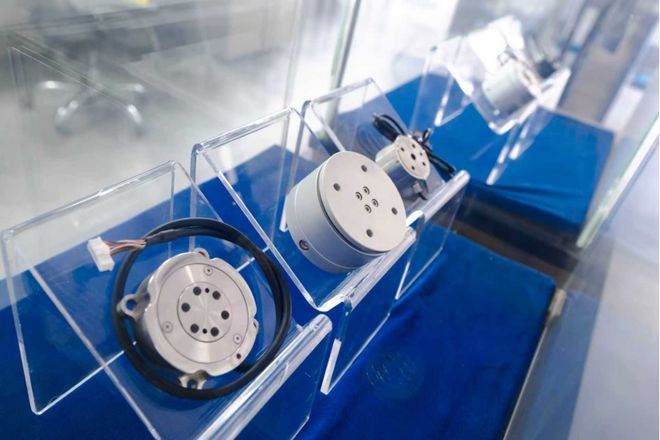 轮足之争外六维力传感器才是机器人的隐形核心(图2)