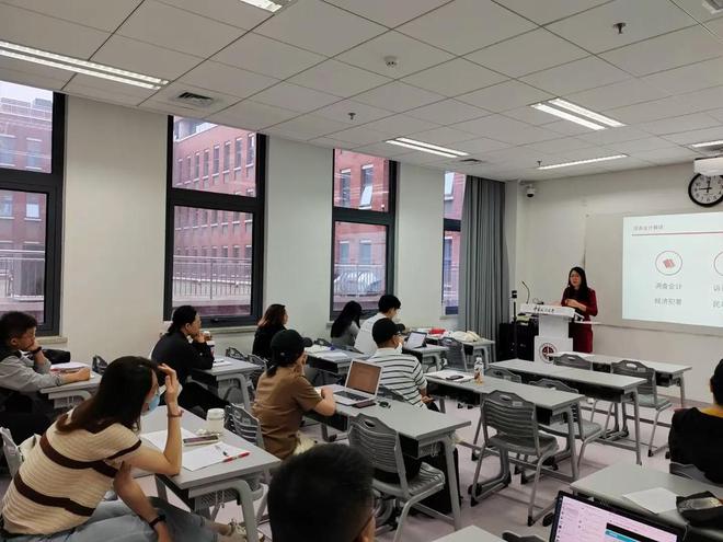 2025年十大预警专业出炉！工商管理排第一你的专业上榜了吗(图5)