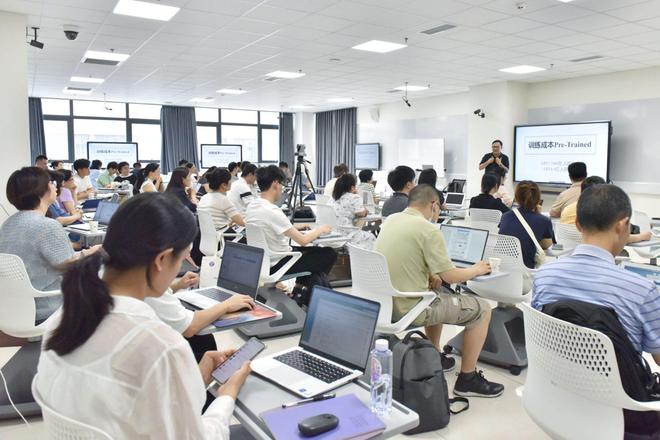 2025年十大预警专业出炉！工商管理排第一你的专业上榜了吗(图11)