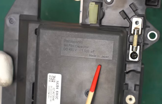 拆解日产Notee-POWER逆变器：构造太简洁了(图9)