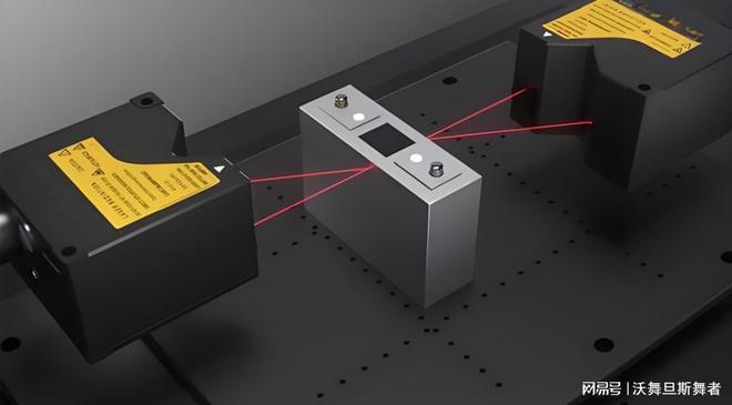 激光位移传感器如何实现预测性维护(图1)