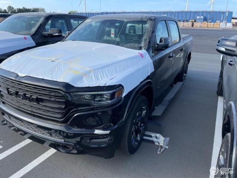 25款道奇公羊LTD限量版暗夜版国内首批新车销售(图3)